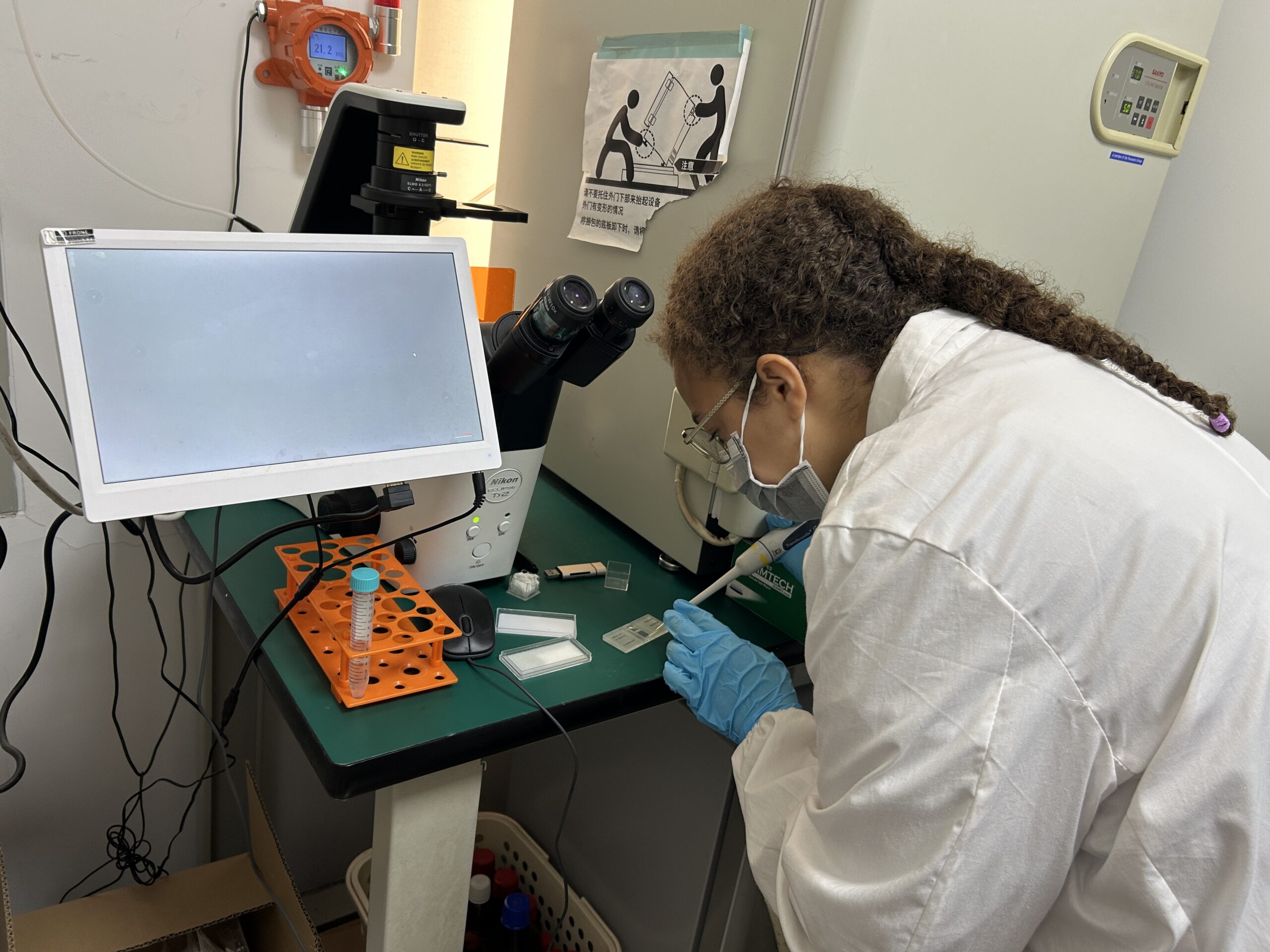 Microscopes, Mandarin, and Lifelong Memories: My Research Assistantship in Shanghai